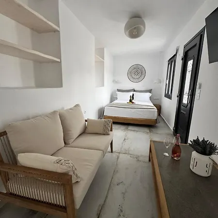 Byblos Cycladic House Vívlos